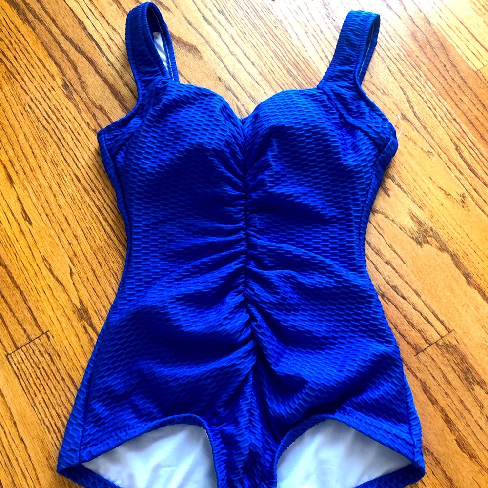 NWTBeautiful Maxine of Hollywood size 10 swimsuit